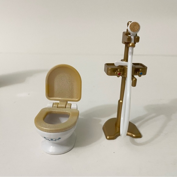 Calico Critters Miniature Doll House Furniture Assorted Accessories - Picture 14 of 16